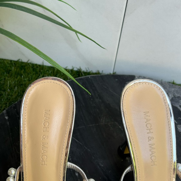 Mach & Mach PVC
Visit
Diamond of Elizabeth Mules size 38 - Picture 14 of 16